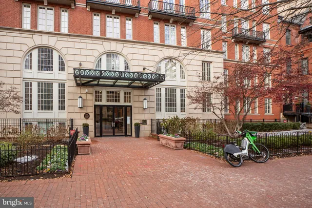 $3,900 | 1441 Rhode Island Avenue Northwest, Unit 419, Washington, DC 20005
