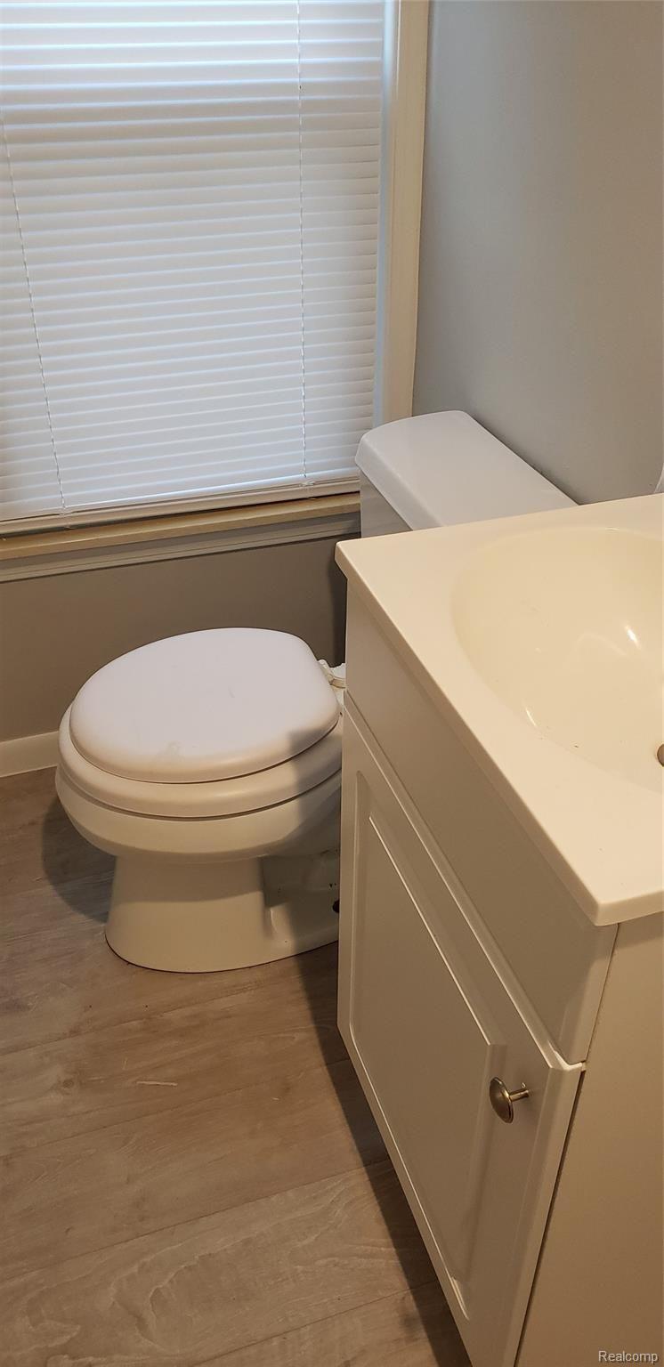 14312 Stephens Road Warren, MI 48089 - Photo 30 of 35 2019-11-10 14.56