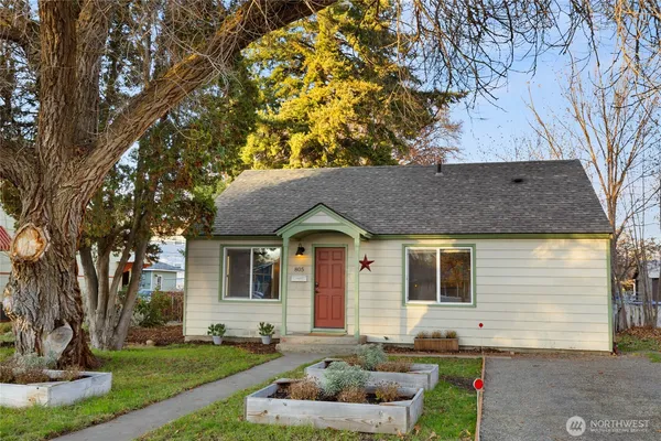 $364,000 | 805 East 5th Avenue, Ellensburg, WA 98926