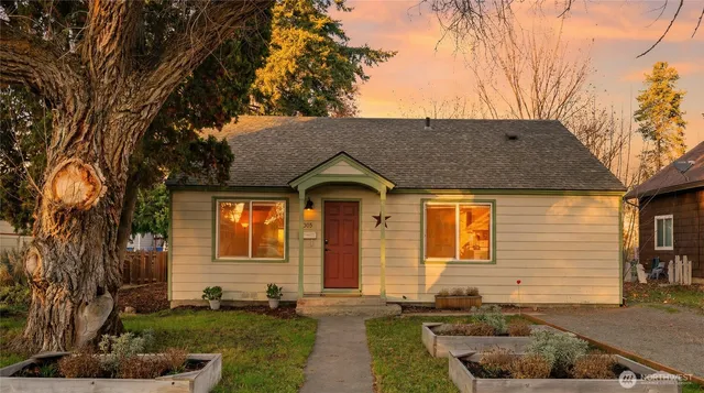 $390,000 | 805 East 5th Avenue, Ellensburg, WA 98926