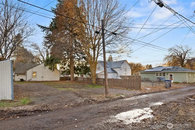 $390,000 | 805 East 5th Avenue, Ellensburg, WA 98926