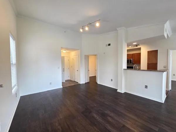 $1,950 | 330 Las Colinas Boulevard East, Unit 456, Irving, TX 75039