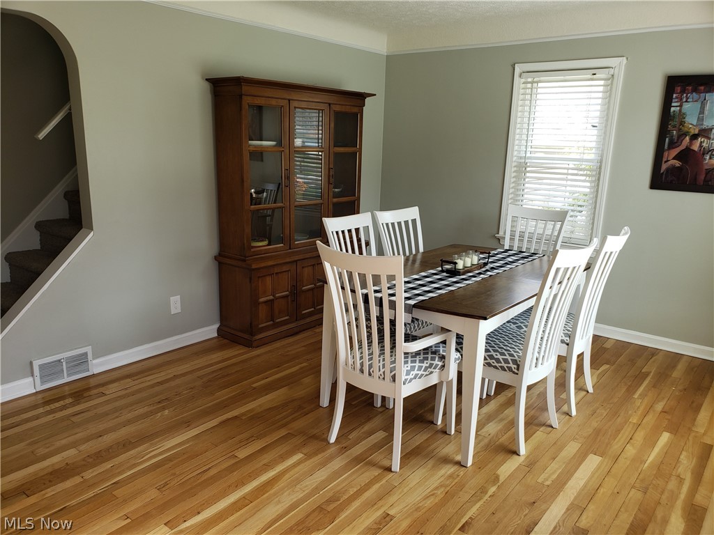 6743 Seneca Road Cleveland, OH 44143 - Photo 18 of 30 Gallery Image 18
