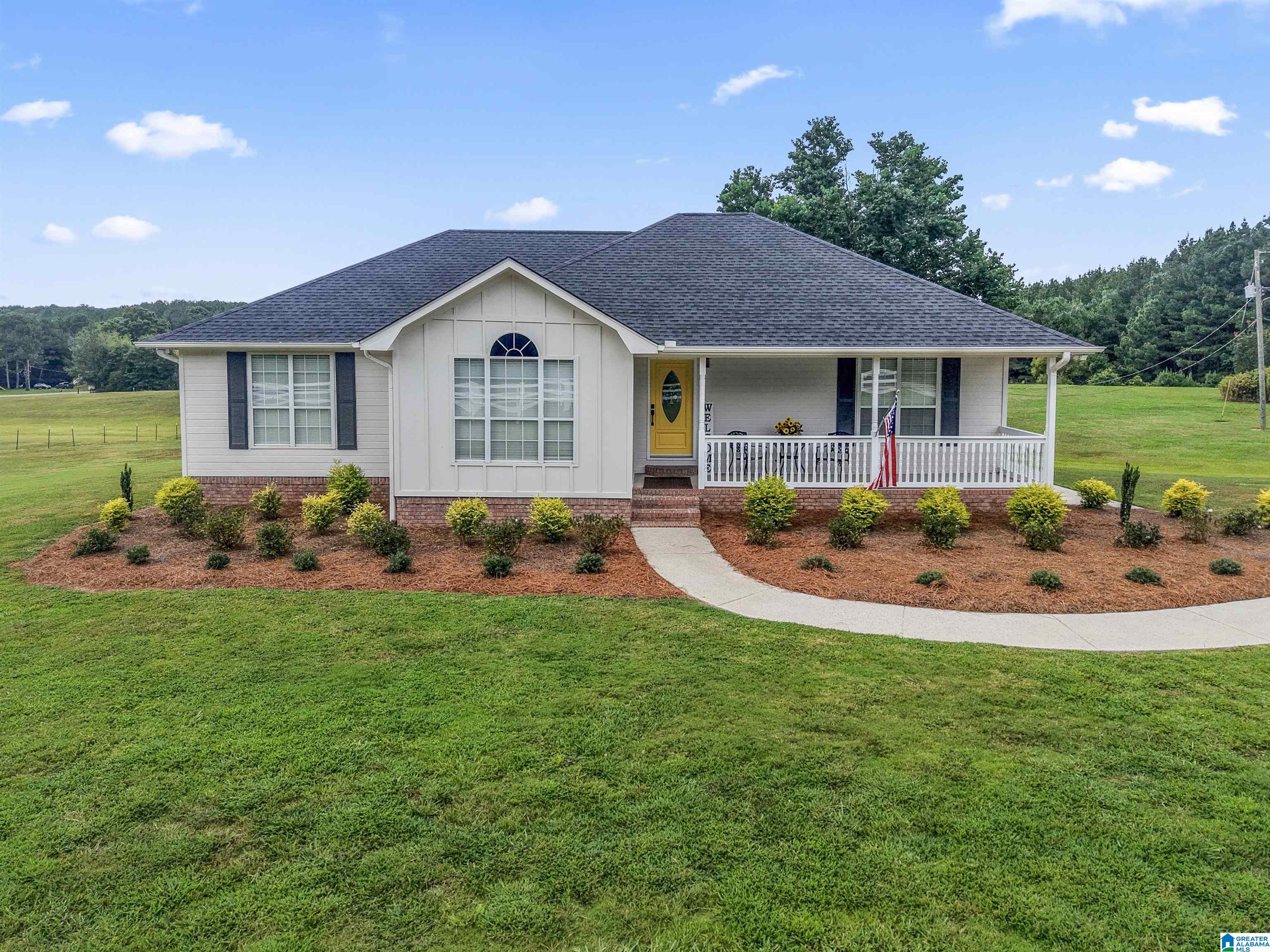 2352 Wallstown Road Hayden, AL 35079 - Photo 2 of 42
