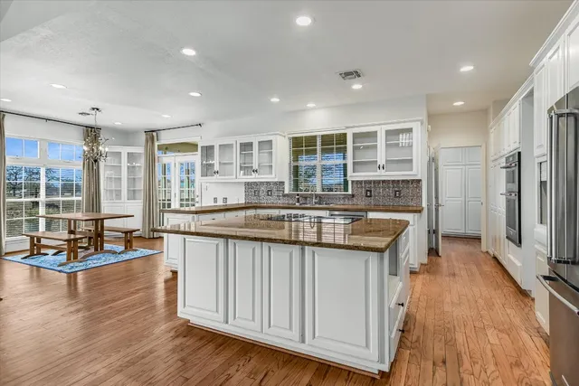 $925,000 | 842 Boos Lane, Fredericksburg, TX 78624