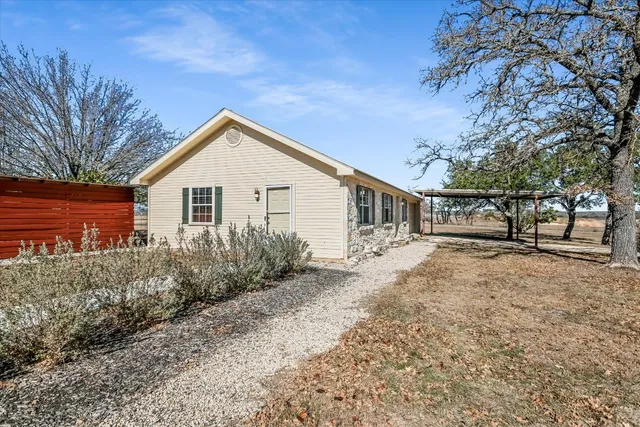 $925,000 | 842 Boos Lane, Fredericksburg, TX 78624