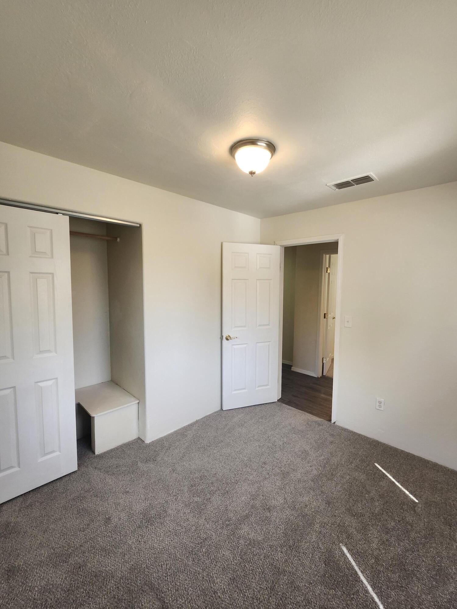 1011 Southwest I Street Grants Pass, OR 97526 - Photo 32 of 47 20250415_143144