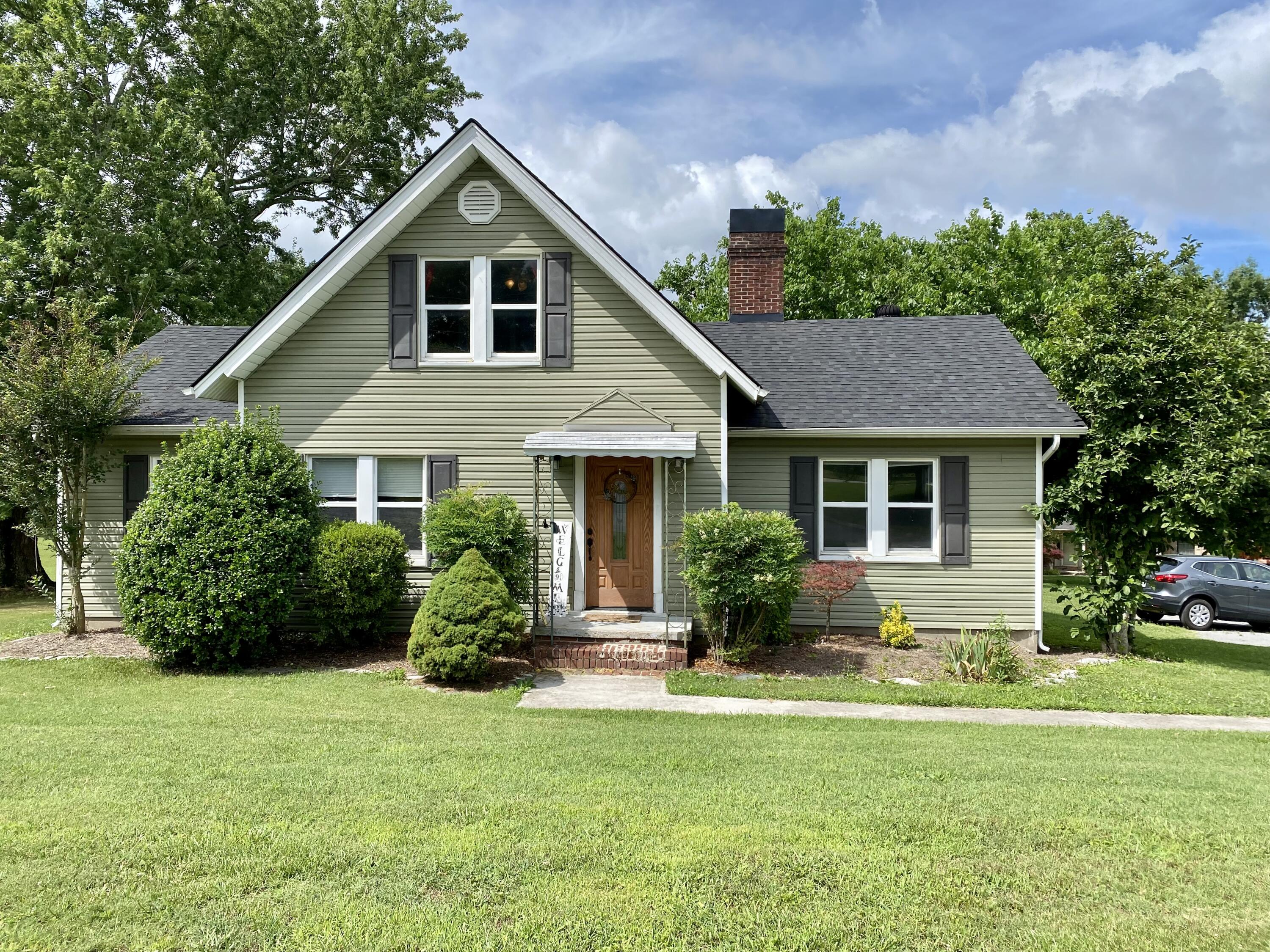 7815 Heiskell Road Powell, TN 37849 - Photo 1 of 34 Beautiful Home in Powell TN