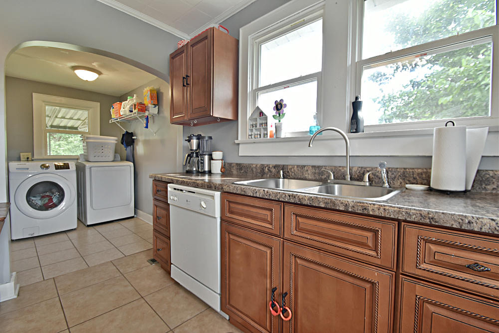 7815 Heiskell Road Powell, TN 37849 - Photo 20 of 34 Kitchen Leading to Laundry