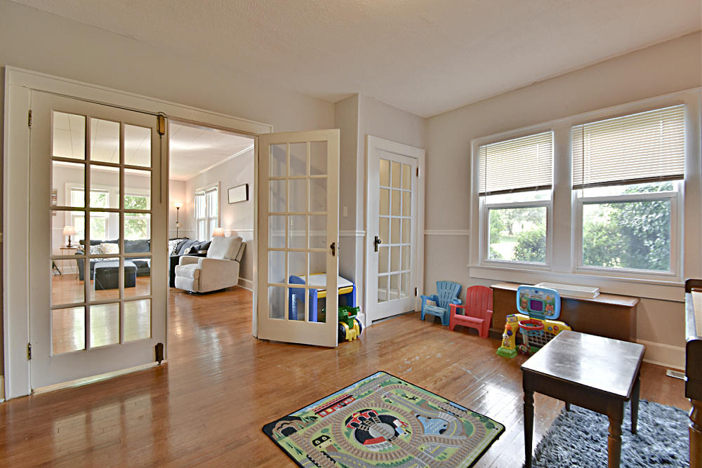 7815 Heiskell Road Powell, TN 37849 - Photo 25 of 34 Playroom/Den