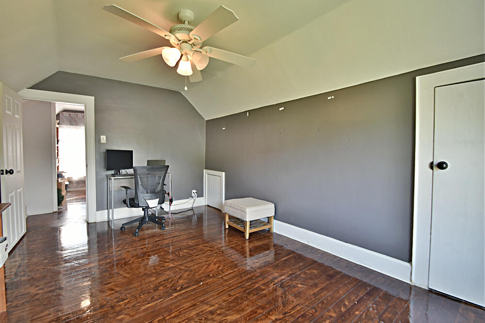 7815 Heiskell Road Powell, TN 37849 - Photo 32 of 34 Bedroom #2