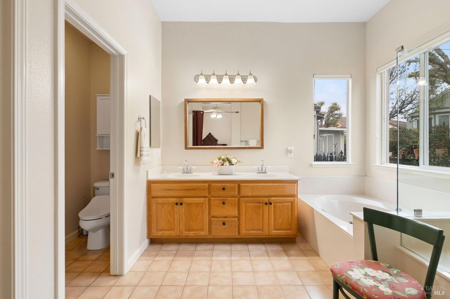 802 Summerset Drive Rio Vista, CA 94571 - Photo 25 of 74 primary bathroom with double sinks and soaking tub
