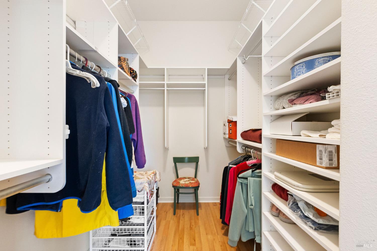 802 Summerset Drive Rio Vista, CA 94571 - Photo 27 of 74 roomy walk in closet in primary bedroom