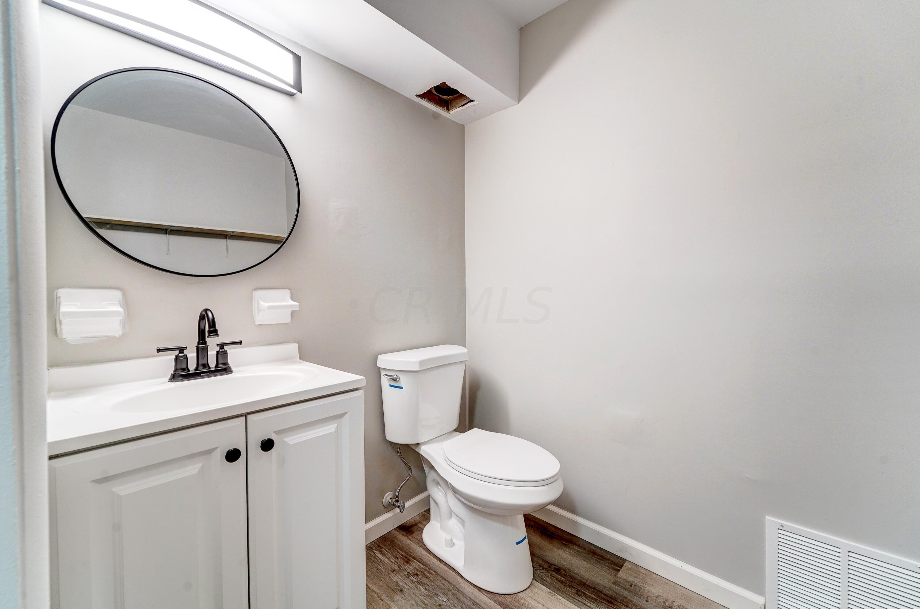 1711 Ripplebrook Road Columbus, OH 43223 - Photo 20 of 26 020