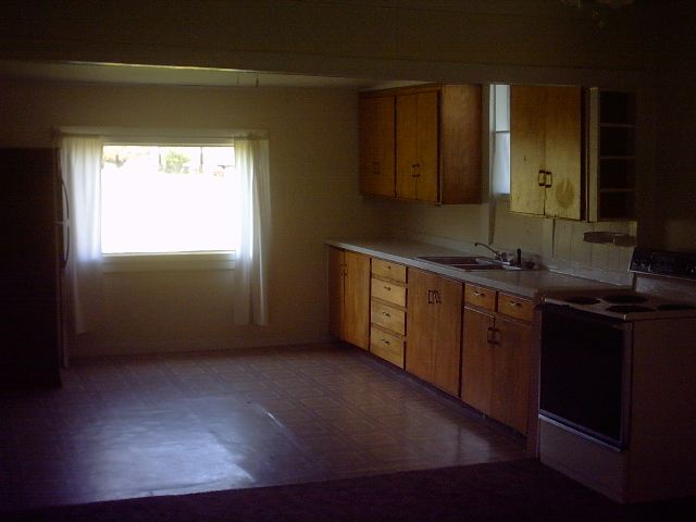 118 East Center Street Springdale, WA 99173 - Photo 7 of 9 Gallery Image 7