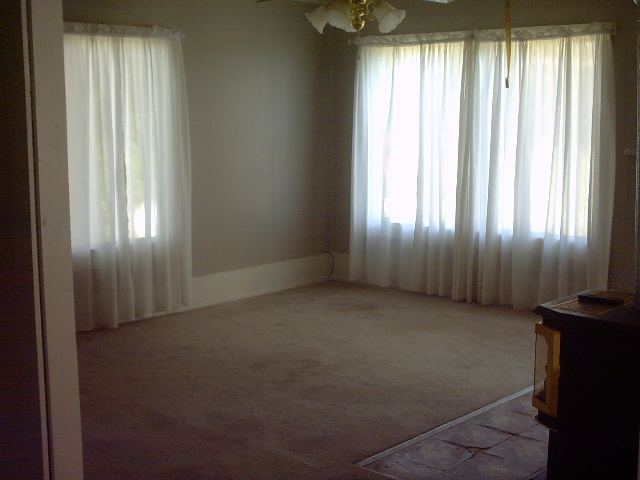 118 East Center Street Springdale, WA 99173 - Photo 8 of 9 Gallery Image 8