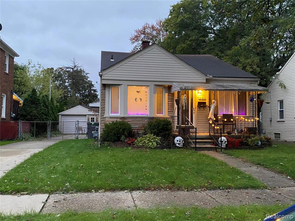 2120 Geneva Street Dearborn, MI 48124 - Photo 2 of 14