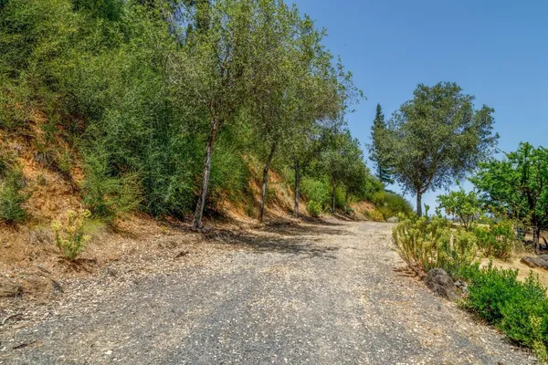 $550,000 | 6600 Mill Creek Road, Healdsburg, CA 95448