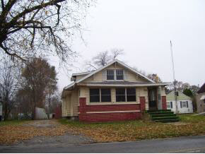 707 East 9th Street Rochester, IN 46975 - Photo 1 of 1