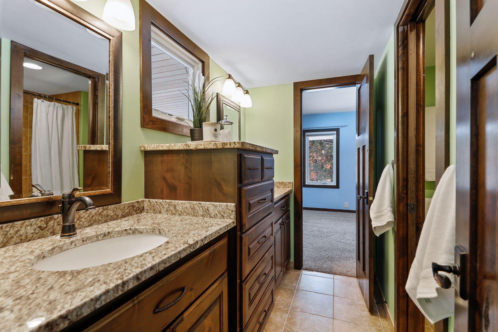 2170 Lower St Dennis Road St. Paul, MN 55116 - Photo 33 of 49 Gallery Image 33