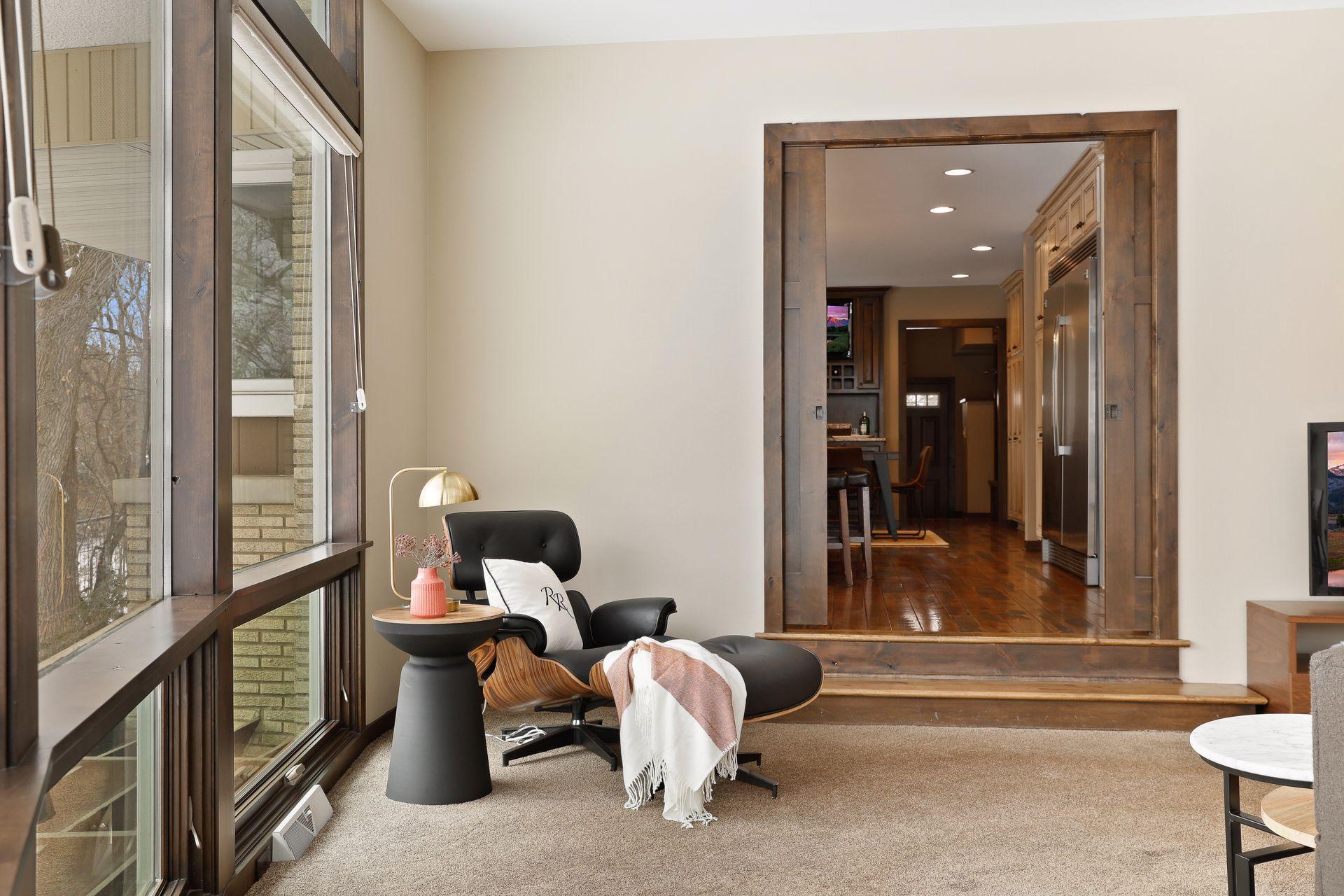 2170 Lower St Dennis Road St. Paul, MN 55116 - Photo 8 of 49 Gallery Image 8