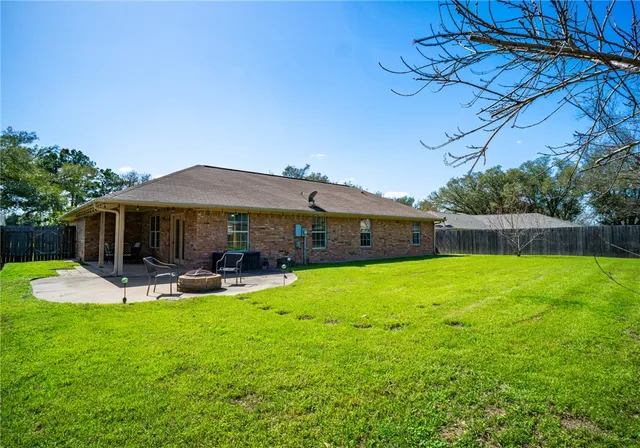 a view of a park with bench