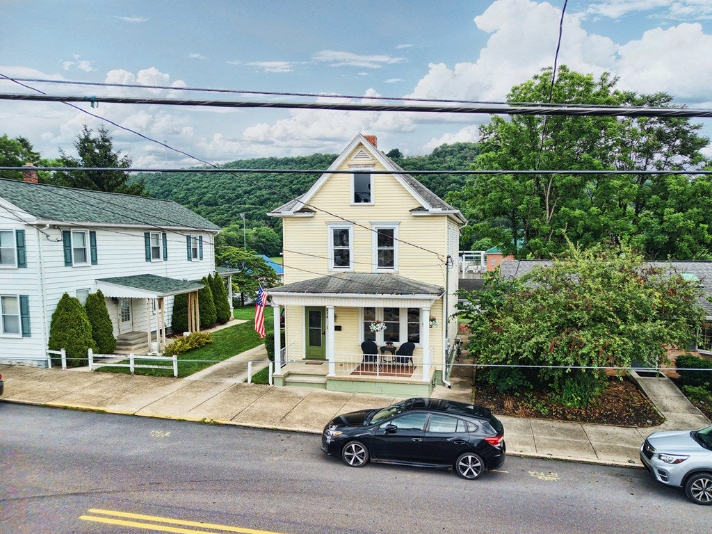 314 2nd Street Huntingdon, PA 16652 - Photo 4 of 59 Gallery Image 4