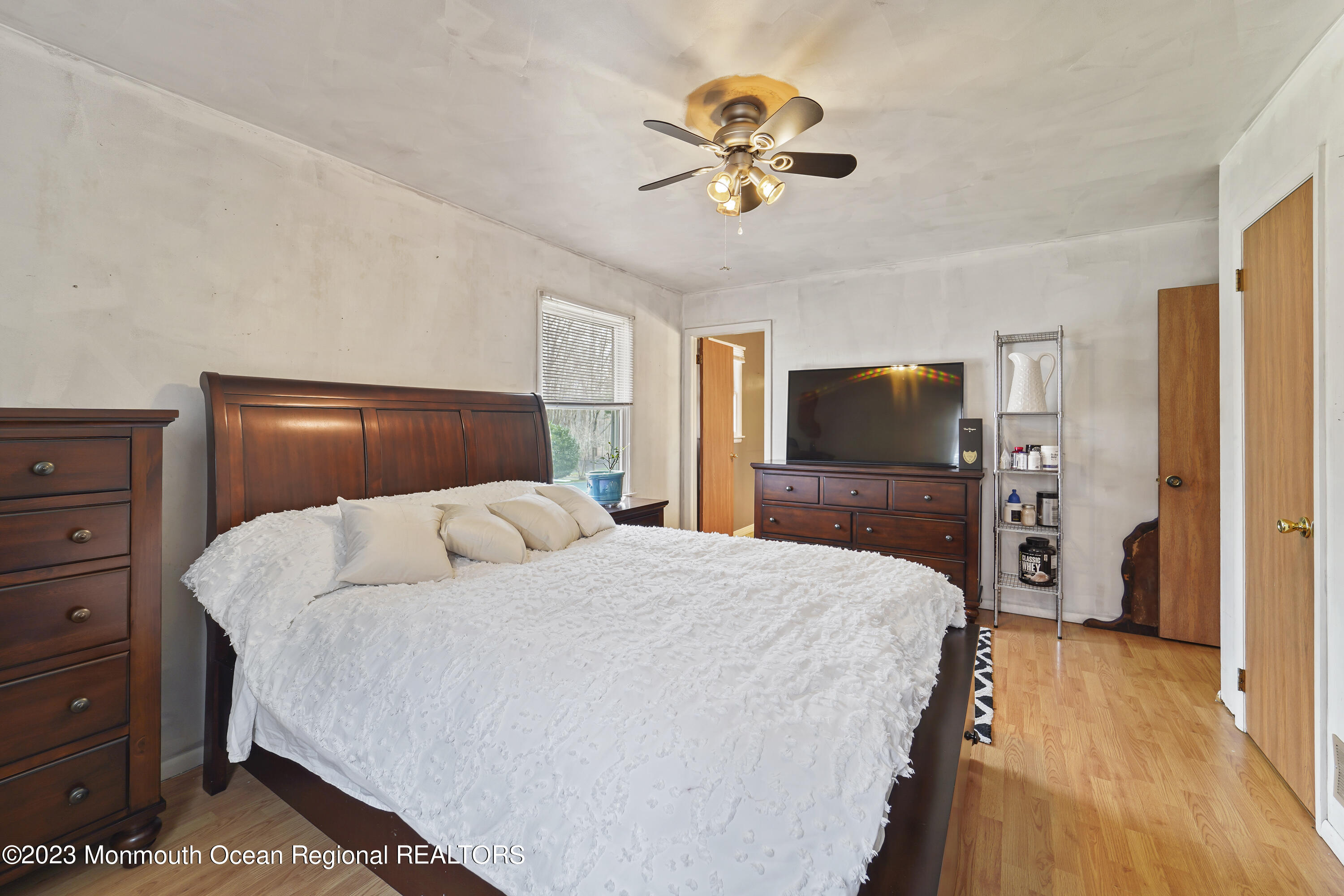 355 Frank Applegate Road Jackson, NJ 08527 - Photo 8 of 26 DSC01343