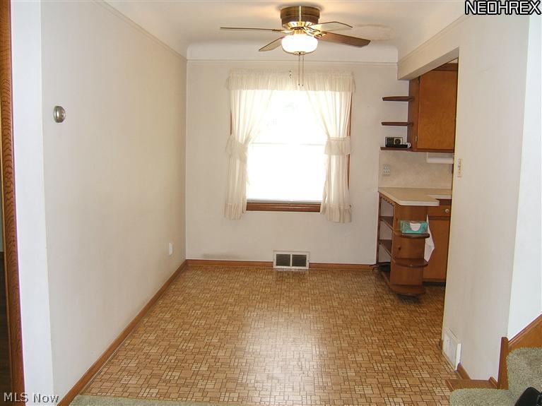 11715 Derby Road Garfield Heights, OH 44125 - Photo 4 of 17