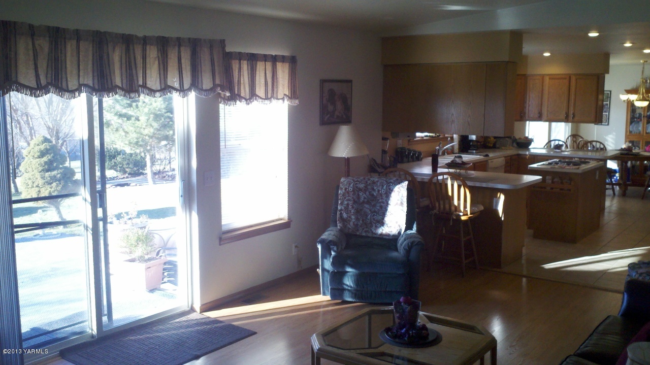 302 Wendt Road Yakima, WA 98901 - Photo 14 of 26 2013-01-10_13-52-04_924