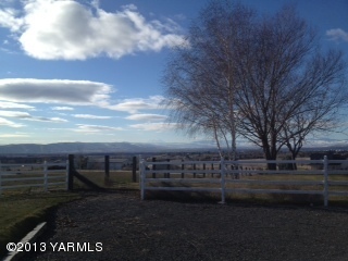 302 Wendt Road Yakima, WA 98901 - Photo 8 of 26 2013-01-10