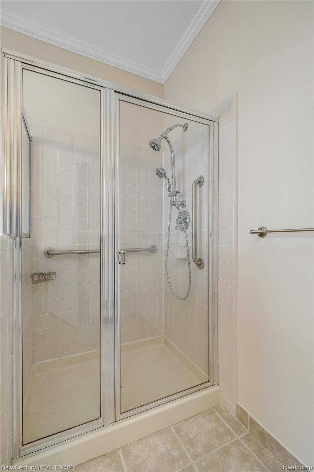 2164 Lagoon Drive Rochester, MI 48309 - Photo 25 of 48 Gallery Image 25