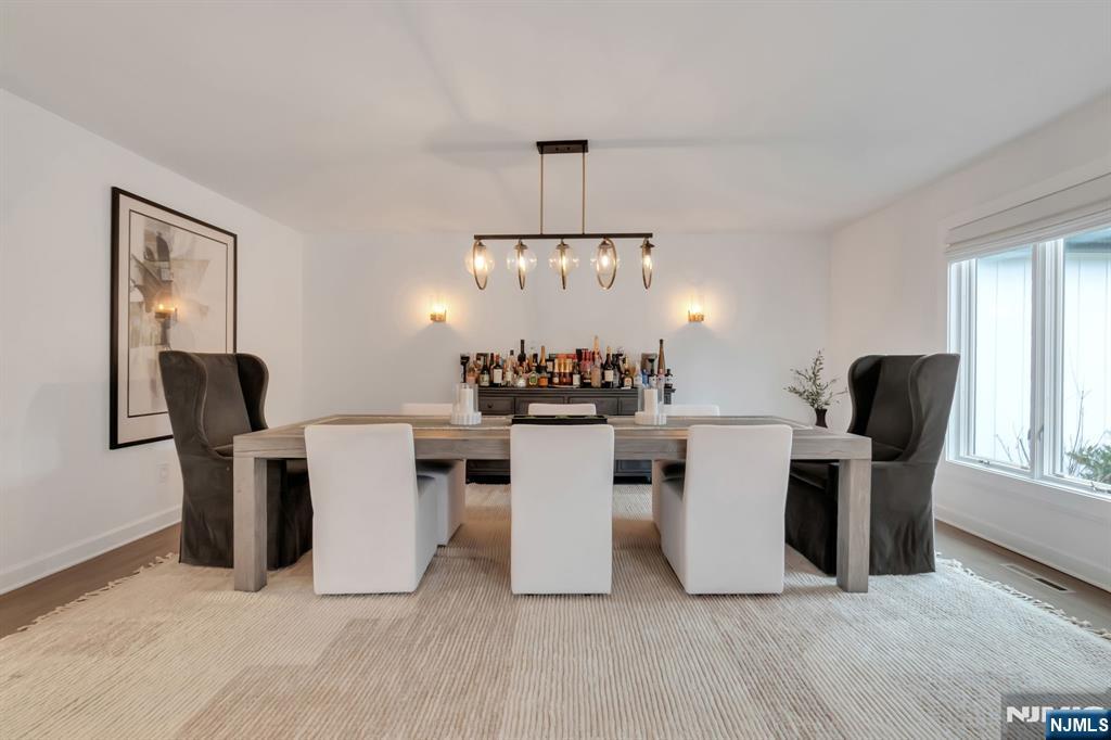 16 East Greenbrook Road Caldwell, NJ 07006 - Photo 11 of 34