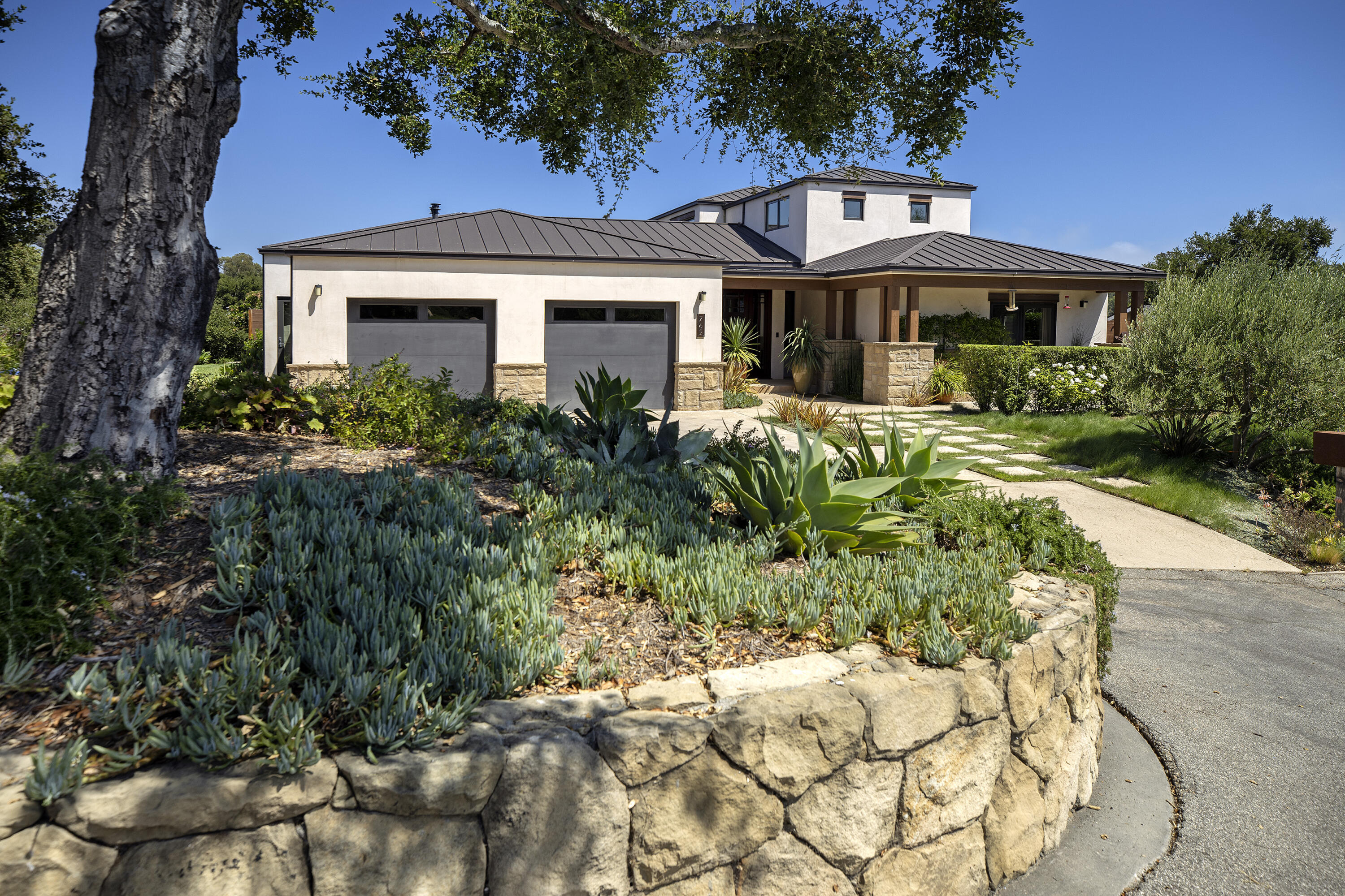 762 Westmont Road Montecito, CA 93108 - Photo 2 of 17 2