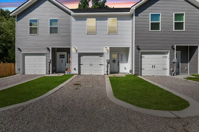 $365,000 | 4229 Barnwell Avenue, Charleston, SC 29405