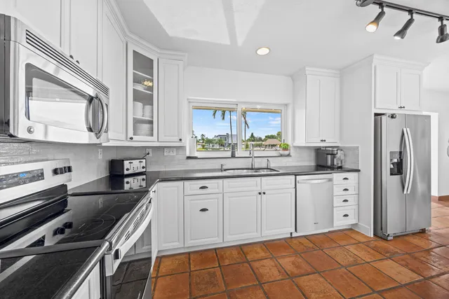 $1,599,999 | 1130 Southeast 5th Avenue, Pompano Beach, FL 33060