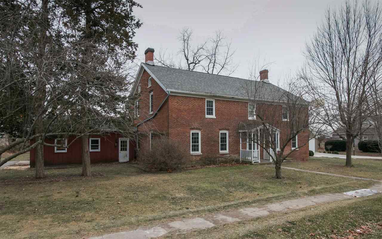 4226 V Street Homestead, IA 52236 - Photo 2 of 24 Gallery Image 2