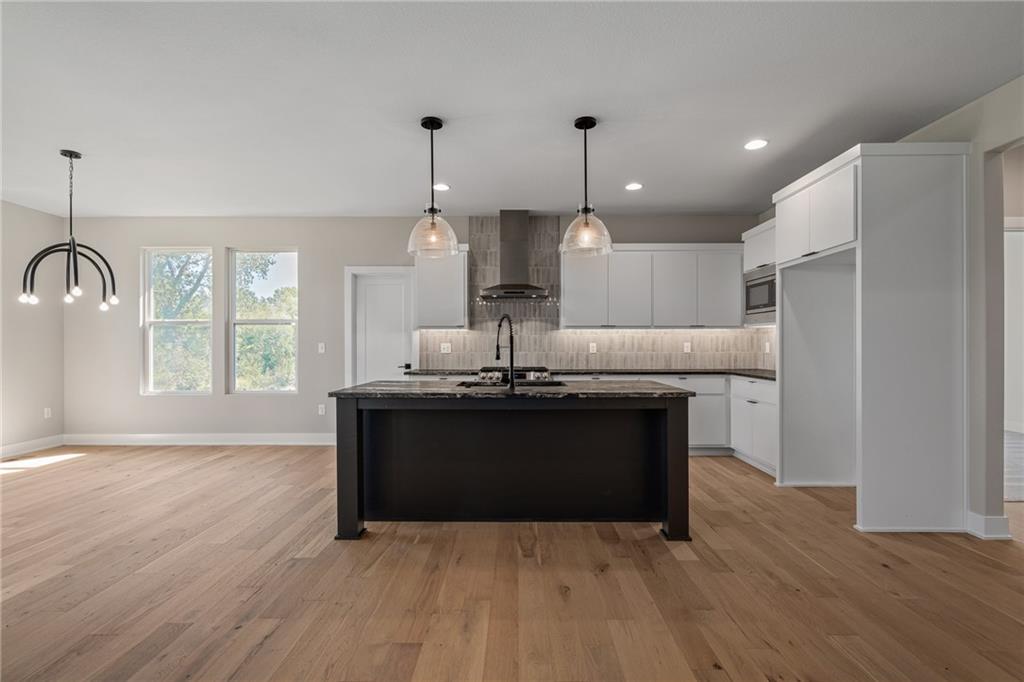 8973 Shady Bend Road Lenexa, KS 66227 - Photo 12 of 45