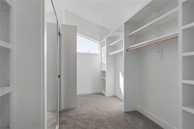 $743,000 | 8973 Shady Bend Road, Lenexa, KS 66227