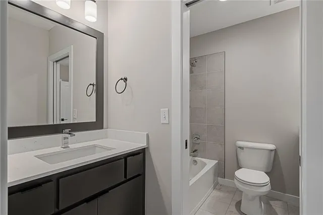 $743,000 | 8973 Shady Bend Road, Lenexa, KS 66227