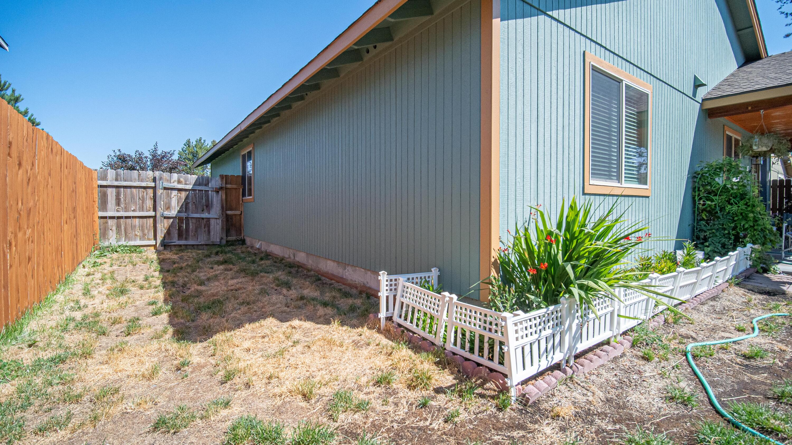 16461 Riley Drive La Pine, OR 97739 - Photo 24 of 36 16461 Riley Drive-24
