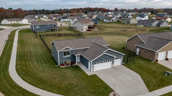 $334,900 | 1545 Webster Way, Waupaca, WI 54981