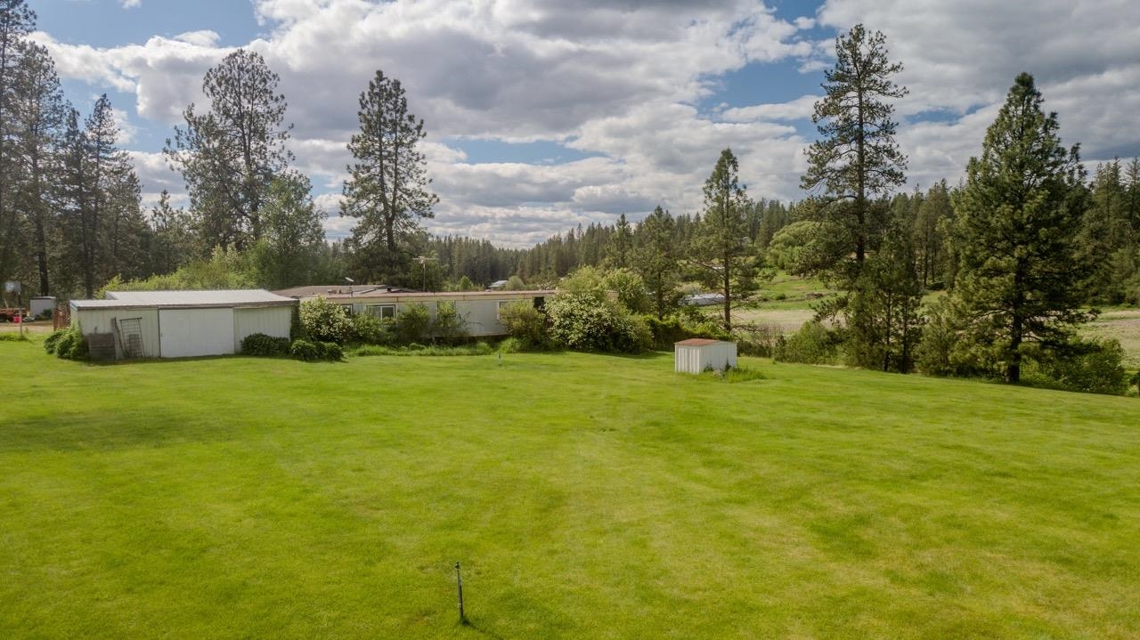 36019 North Milan Elk Road Chattaroy, WA 99003 - Photo 6 of 47