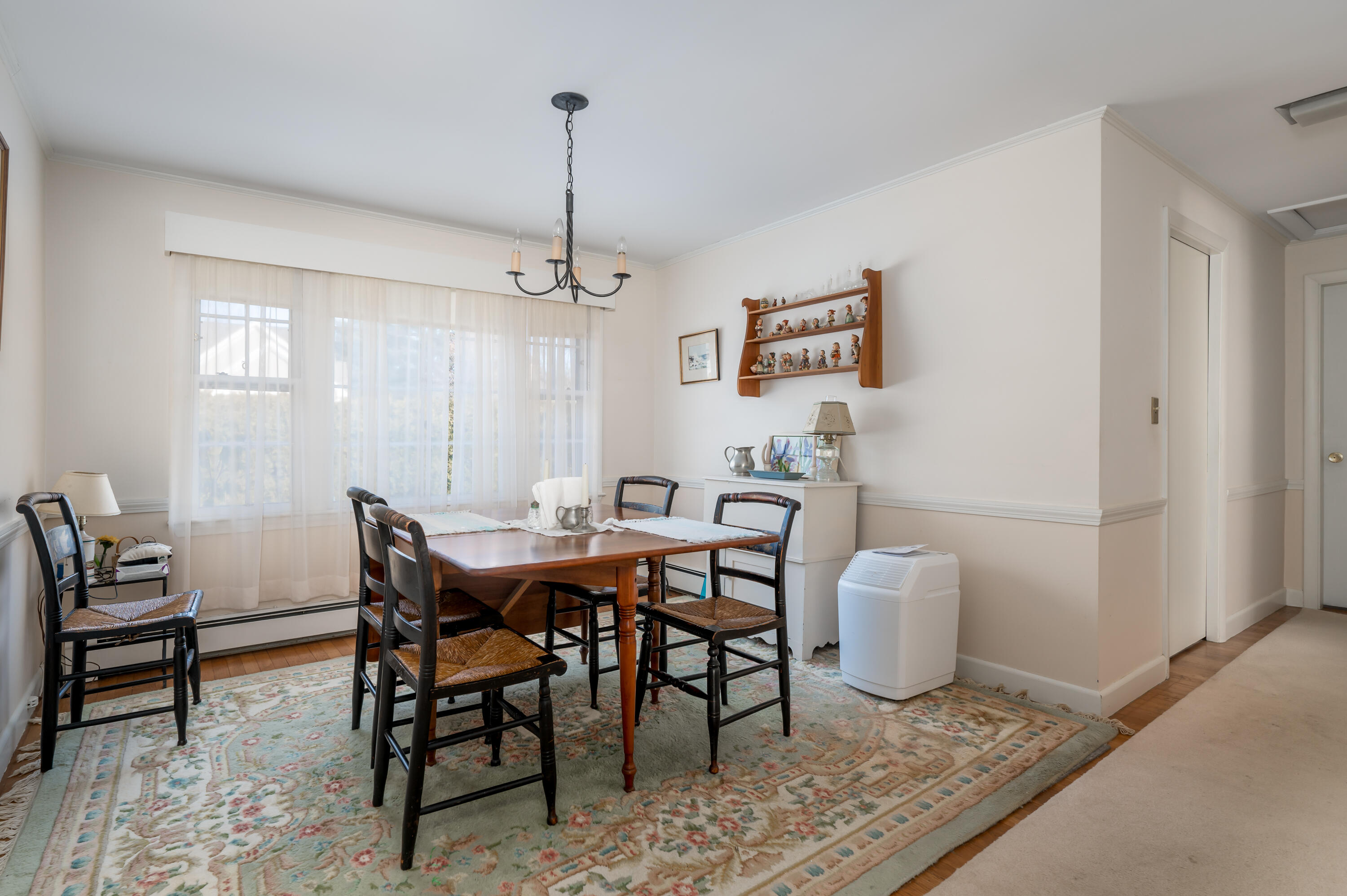 16 Oceanview Road Kennebunk, ME 04043 - Photo 11 of 26 Dining Room 1