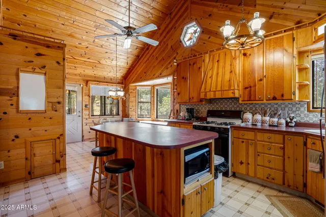 a picture of floor plan