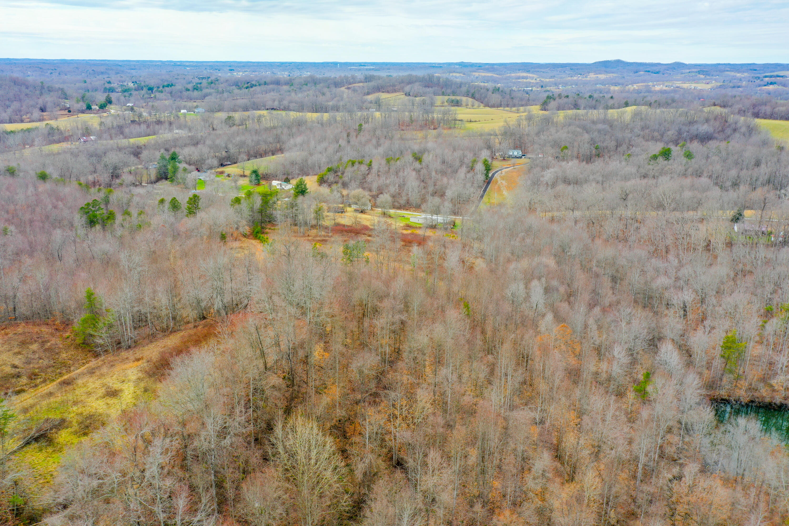 1763 Burnett Road London, KY 40744 - Photo 75 of 92 org_03b2e451f4abe032_1706643616000-HDR
