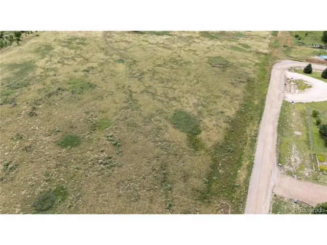 a black and white photo of a city