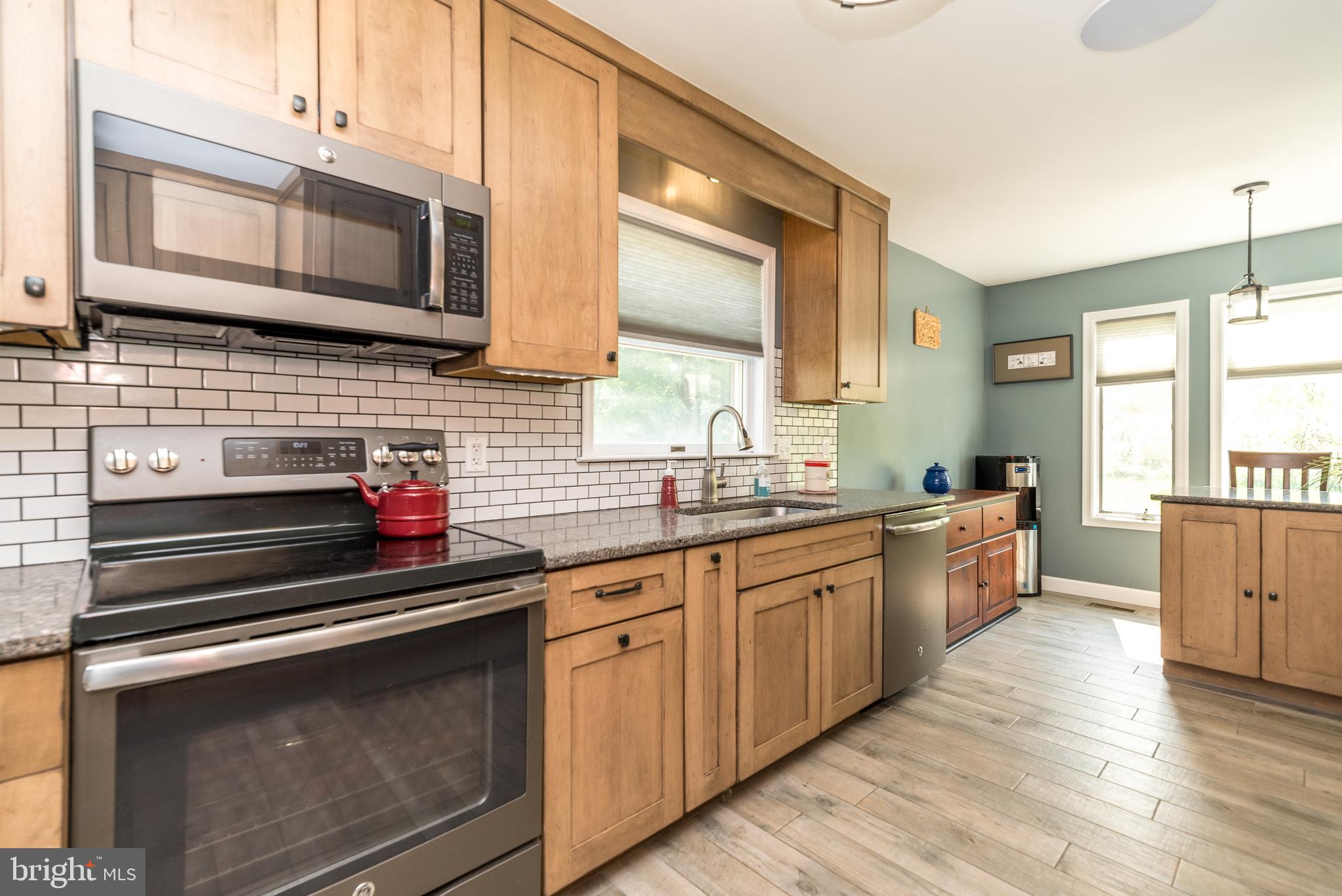 516 Upper Stump Road Chalfont, PA 18914 - Photo 12 of 37 Beautiful updated kitchen