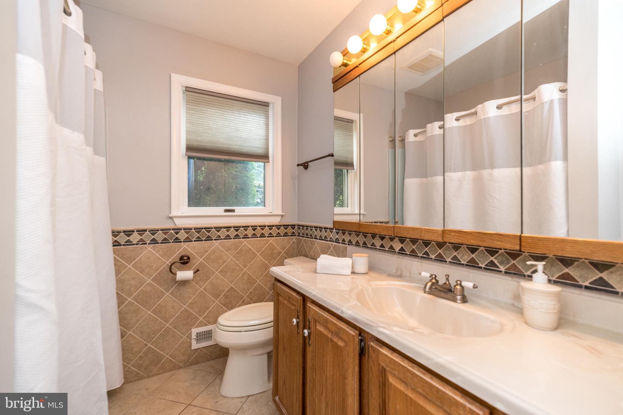 516 Upper Stump Road Chalfont, PA 18914 - Photo 20 of 37 Full Bathroom