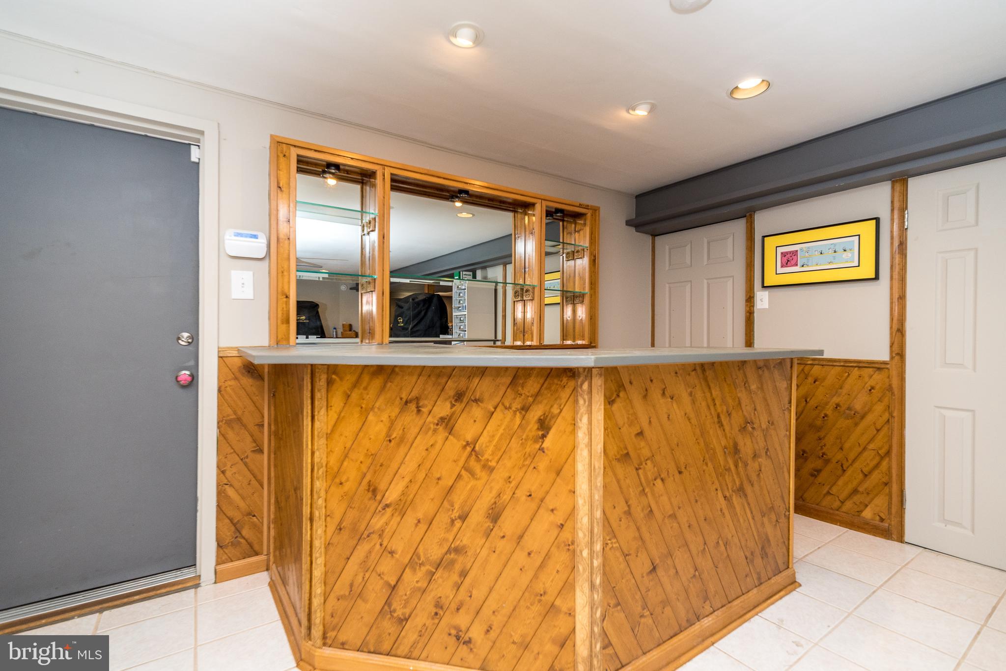 516 Upper Stump Road Chalfont, PA 18914 - Photo 26 of 37 Bar area
